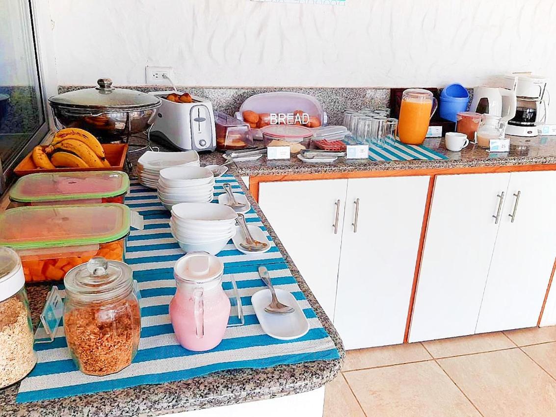 Hotel Coral Blanco With High Speed Internet Starlink And Galapagos Tour Operator 푸에르토빌라밀 외부 사진