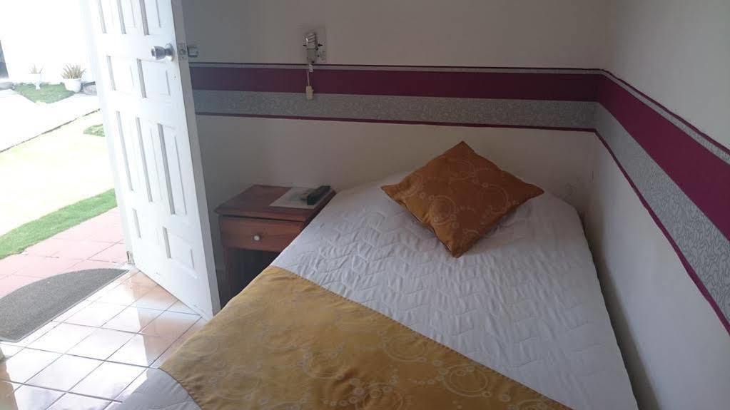 Hotel Coral Blanco With High Speed Internet Starlink And Galapagos Tour Operator 푸에르토빌라밀 외부 사진